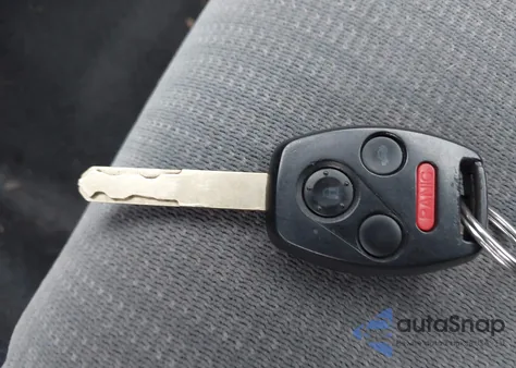 2005 Honda Accord 2.4 Lx z USA, uszkodzony, nr VIN 1HGCM71345A015445